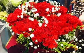 鲜花干了可以一直摆放吗为什么(鲜花干了如何补救)