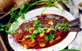 鲫鱼做法大全？鲫鱼最好吃的10种做法？