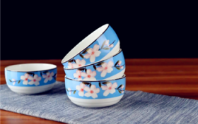 釉上彩摸着有凹凸感或是釉下彩有凹凸感图1