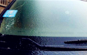 车窗结冰可以用银行卡刮吗图2