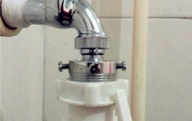 洗衣机进水管怎么接？全自动洗衣机漏水管子怎么接？图2