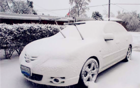 下雪天汽车雨刮器要竖起来吗图3