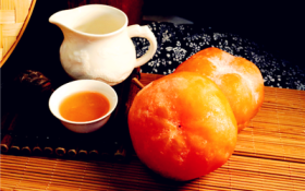 冻柿子可以吃皮吗图2